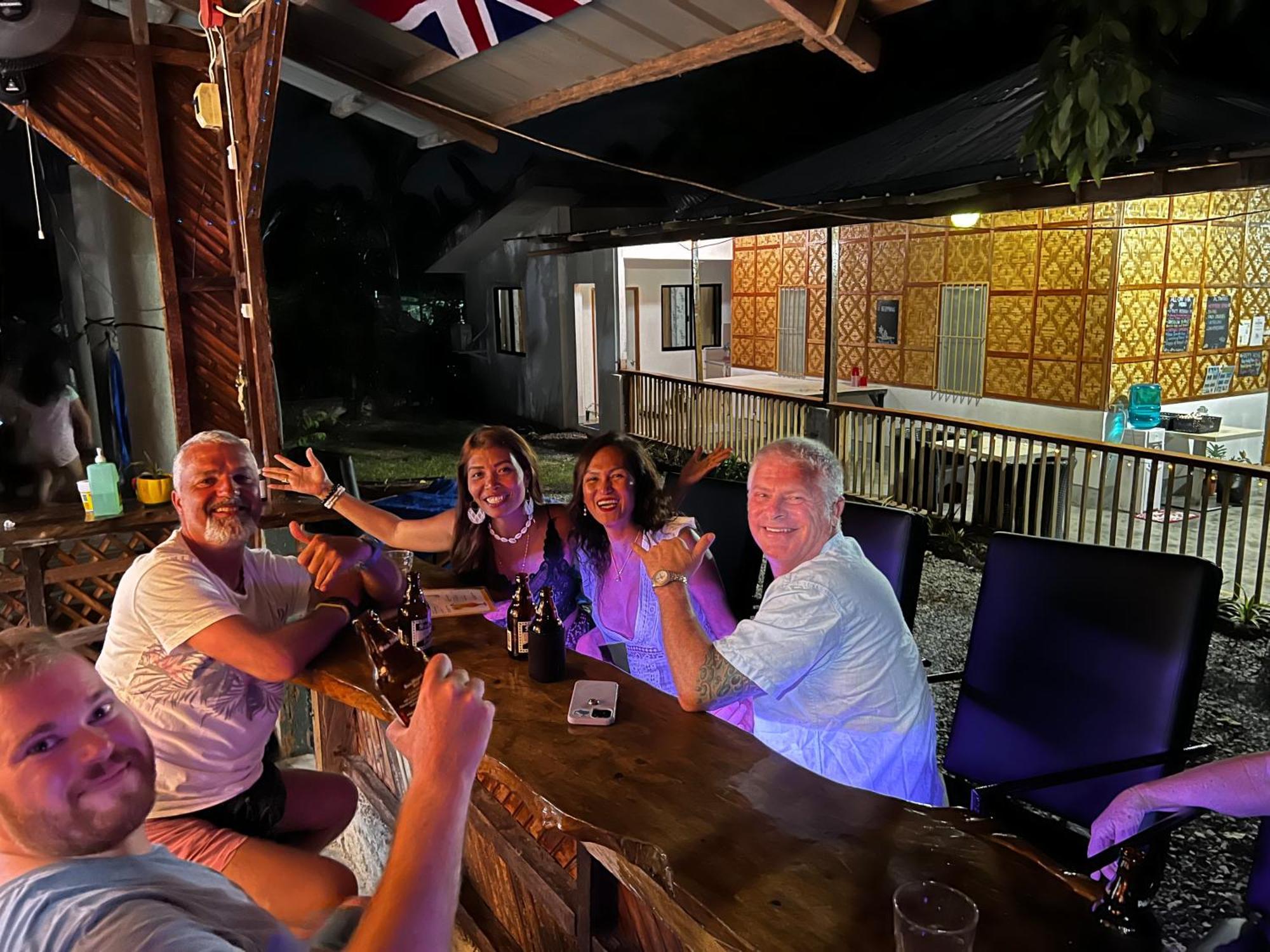 The Backyard Inn Moalboal Exteriér fotografie